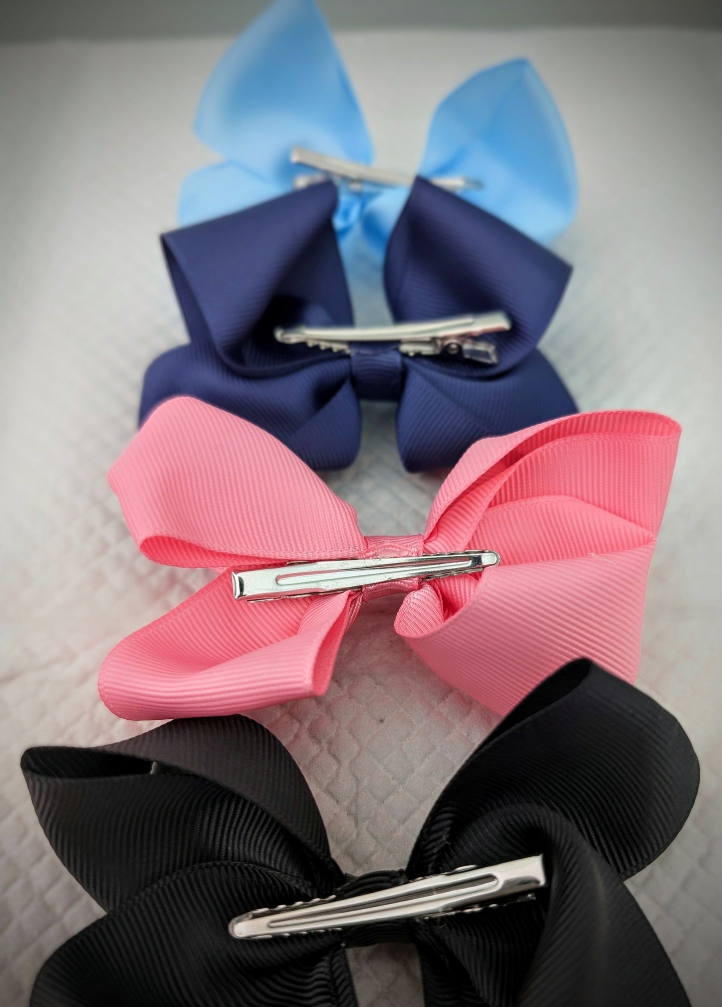 Solid Multi-Color Butterfly Hairbows (Medium 4-Pack)